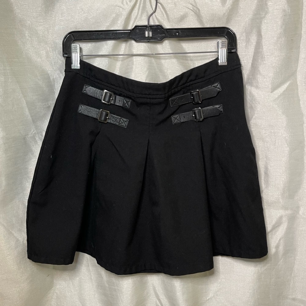 Hot Topic y2k Black Emo Scene Goth Grunge Punk Doubled Belted Pleated Mini Skirt